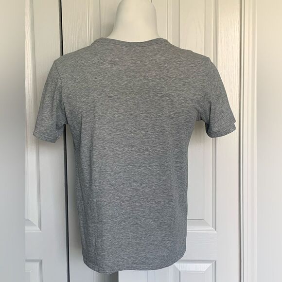 Nike Men's golf Gray T-Shirt - Picture 2 of 6